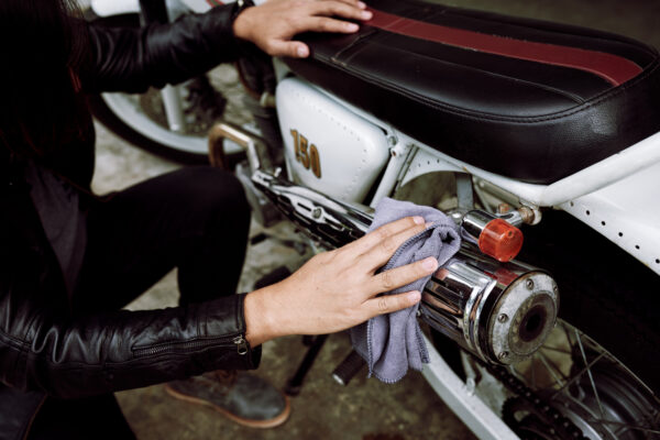 iStock 860502806 600x400 - Productos de limpieza imprescindibles para tu moto