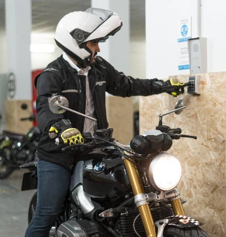 segura - Parkings Privados solo para motos en Alicante, Barcelona, Madrid y Valencia