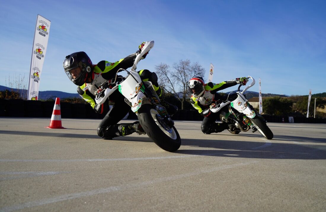 foto2 copia 1100x715 - ¿Son necesarios los cursos de pilotaje en moto?